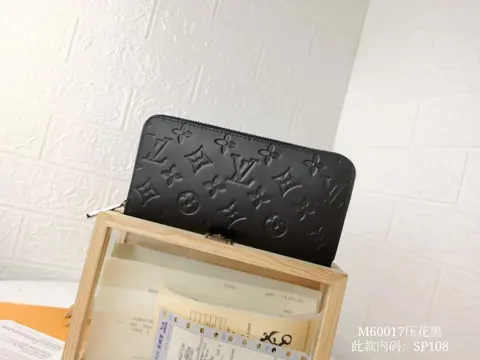 Louis Vuitton M60017 Monogram Zip Wallet Black