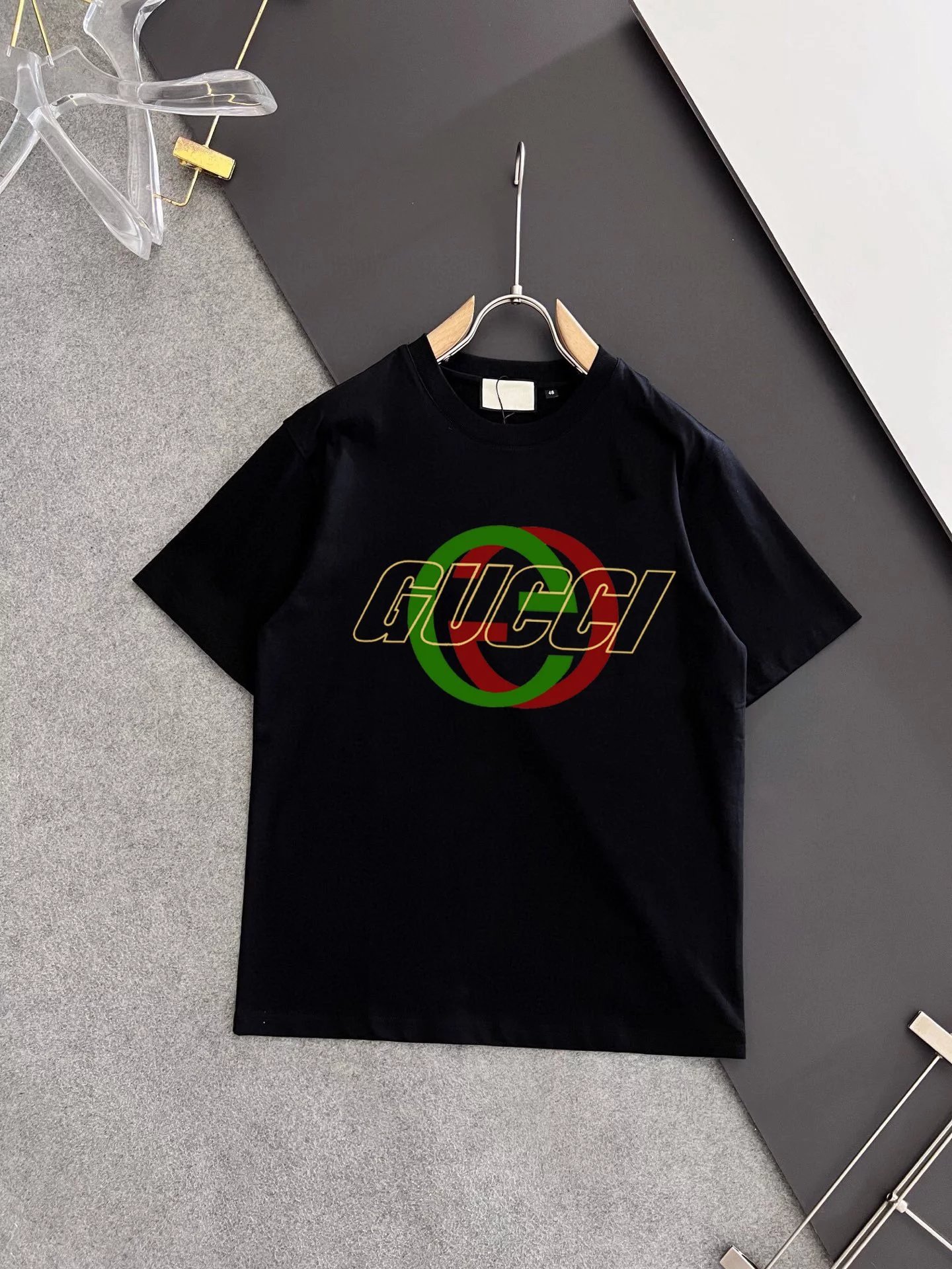 23黑色
