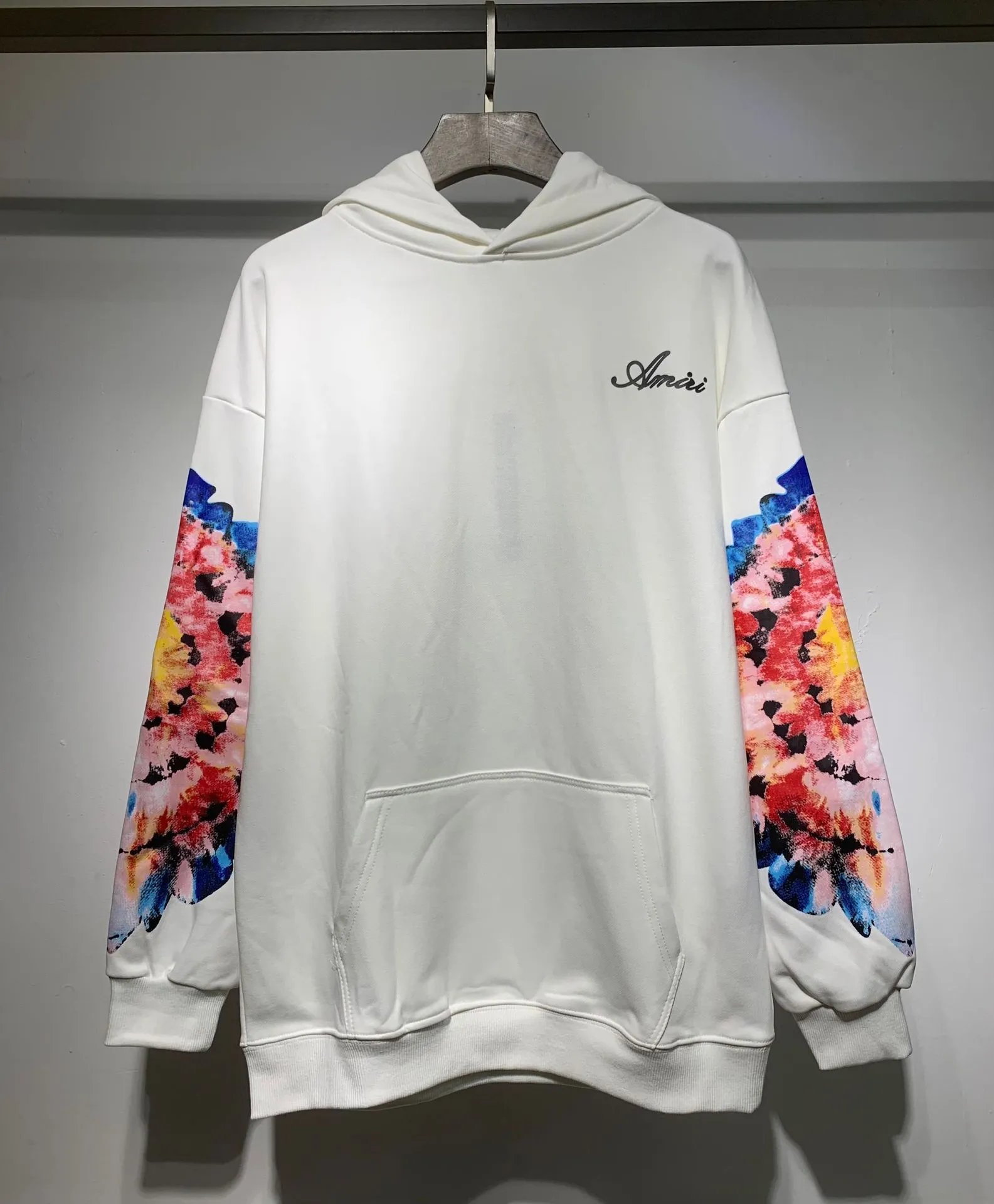 876 白色