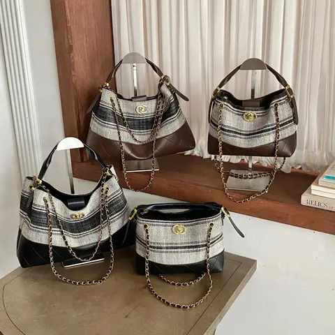 Tweed Chain Shoulder Bag Collection