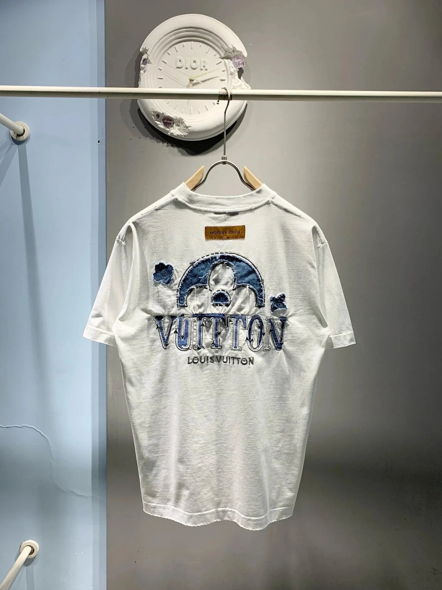 白色white
