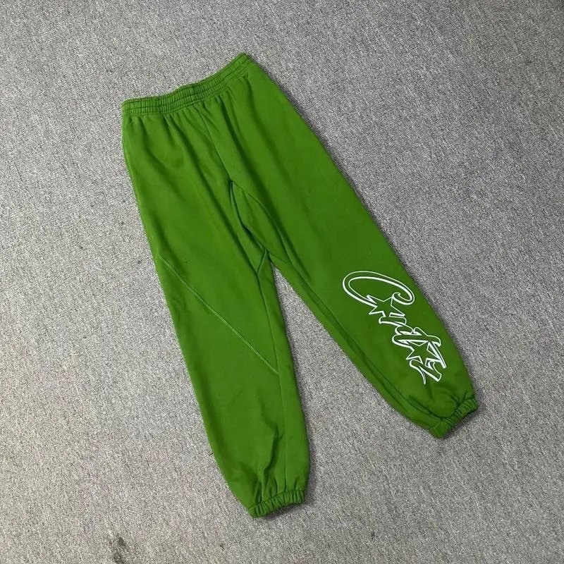 812绿色裤子