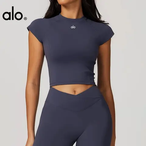 alo Yoga Crop Top