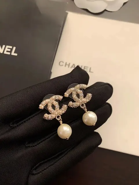 Chanel CC Logo Pearl Drop Earrings