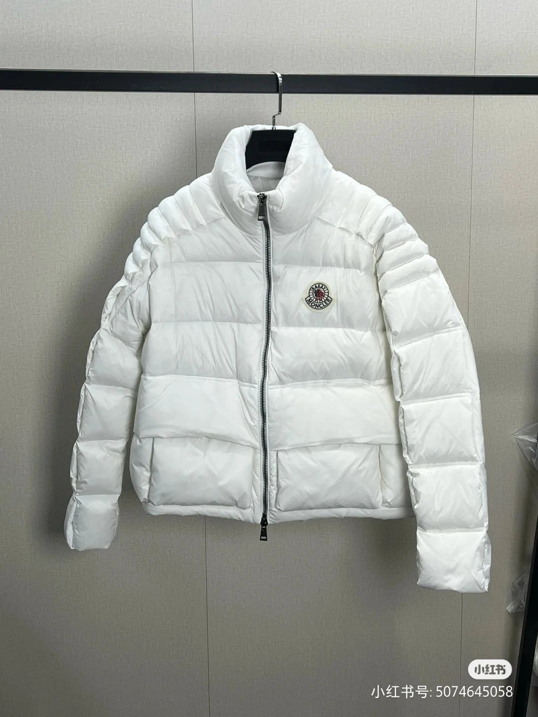 白色 White