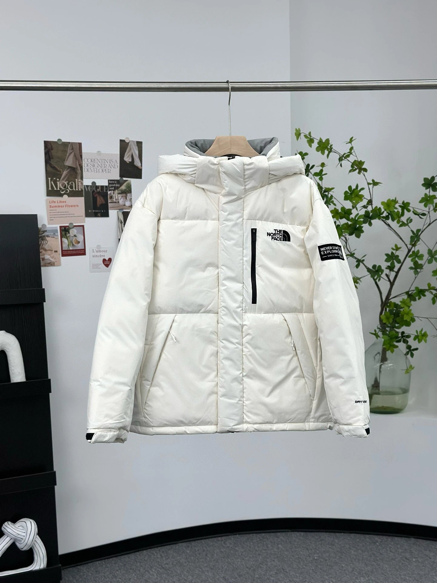 白色 White
