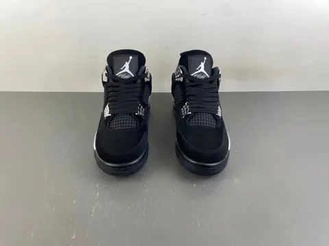Air Jordan 4 Black