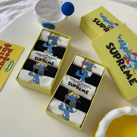 Supreme x The Smurfs Socks Set