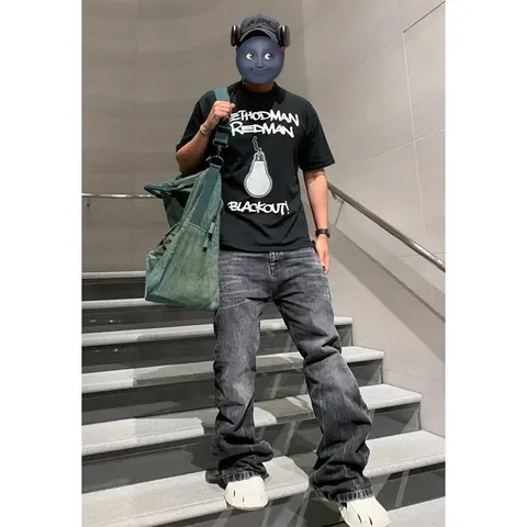 LonÓely Denim Jeans