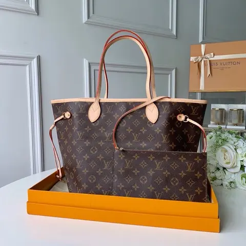 Louis Vuitton Neverfull GM Monogram Tote Bag