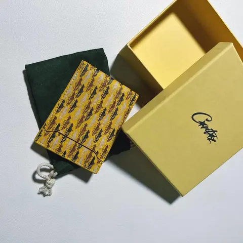 Casetify Yellow Patterned Cardholder