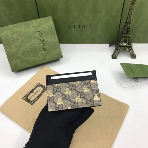 Gucci GG Supreme Card Holder