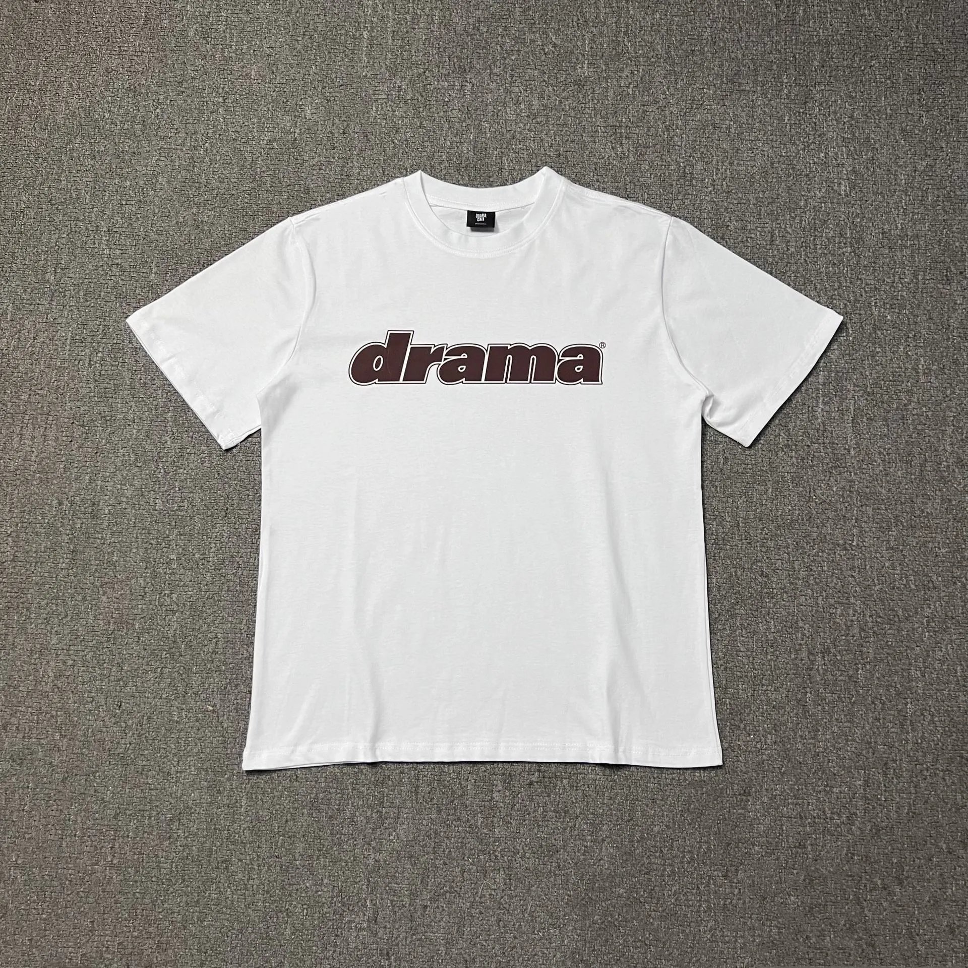 DC01 白印棕