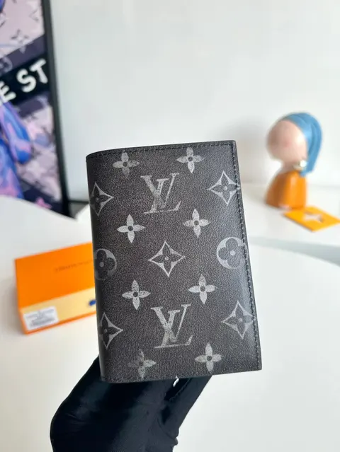 Louis Vuitton Monogram Wallet