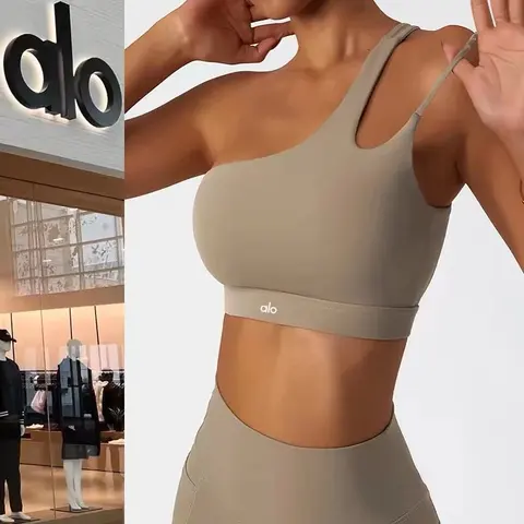 Alo Yoga Sports Bra