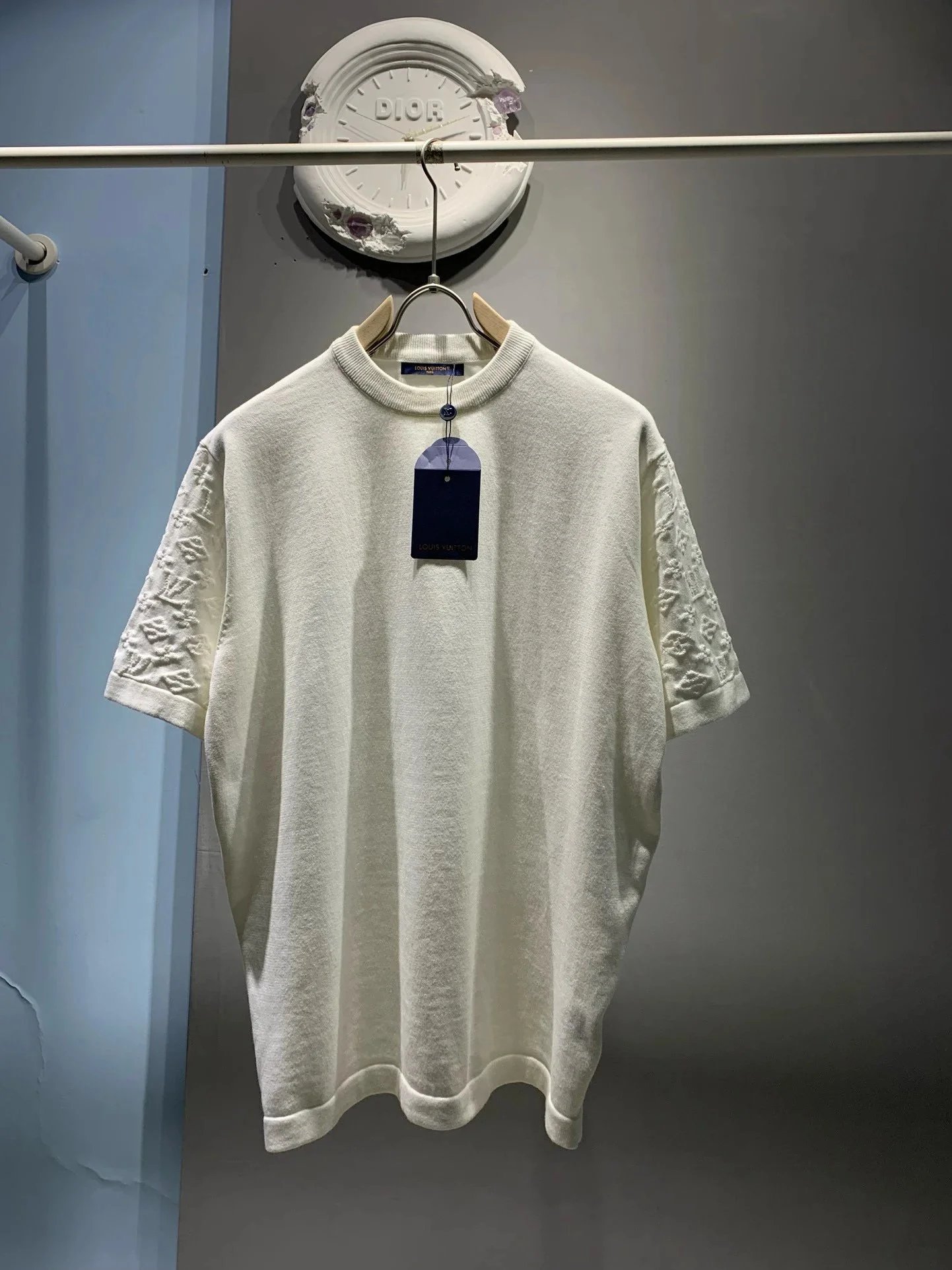 白色white