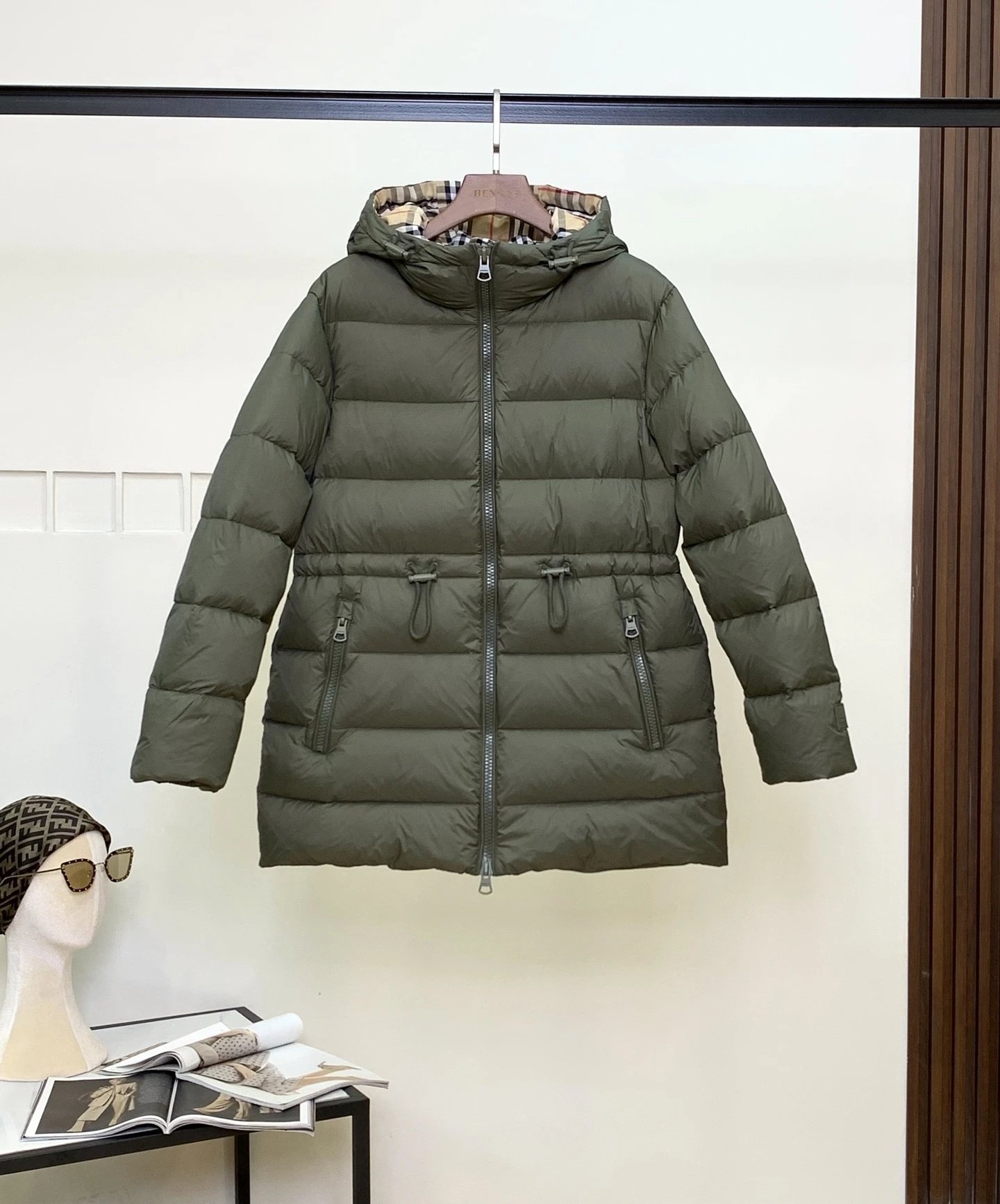 军绿色 Army Green
