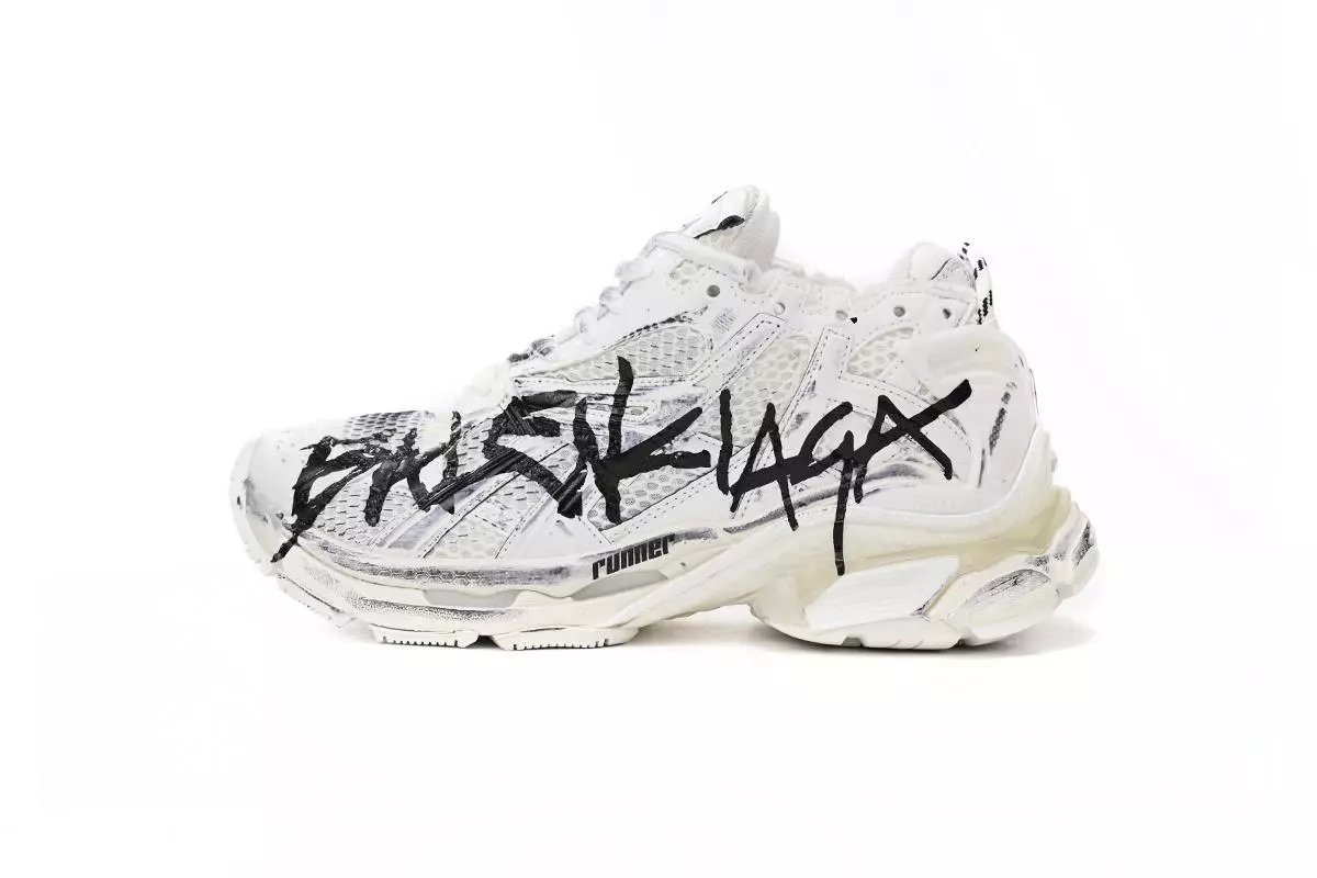 Graffiti White