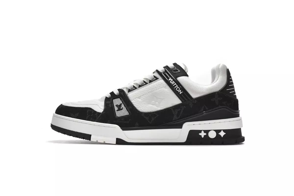 Black White 1A9JGB
