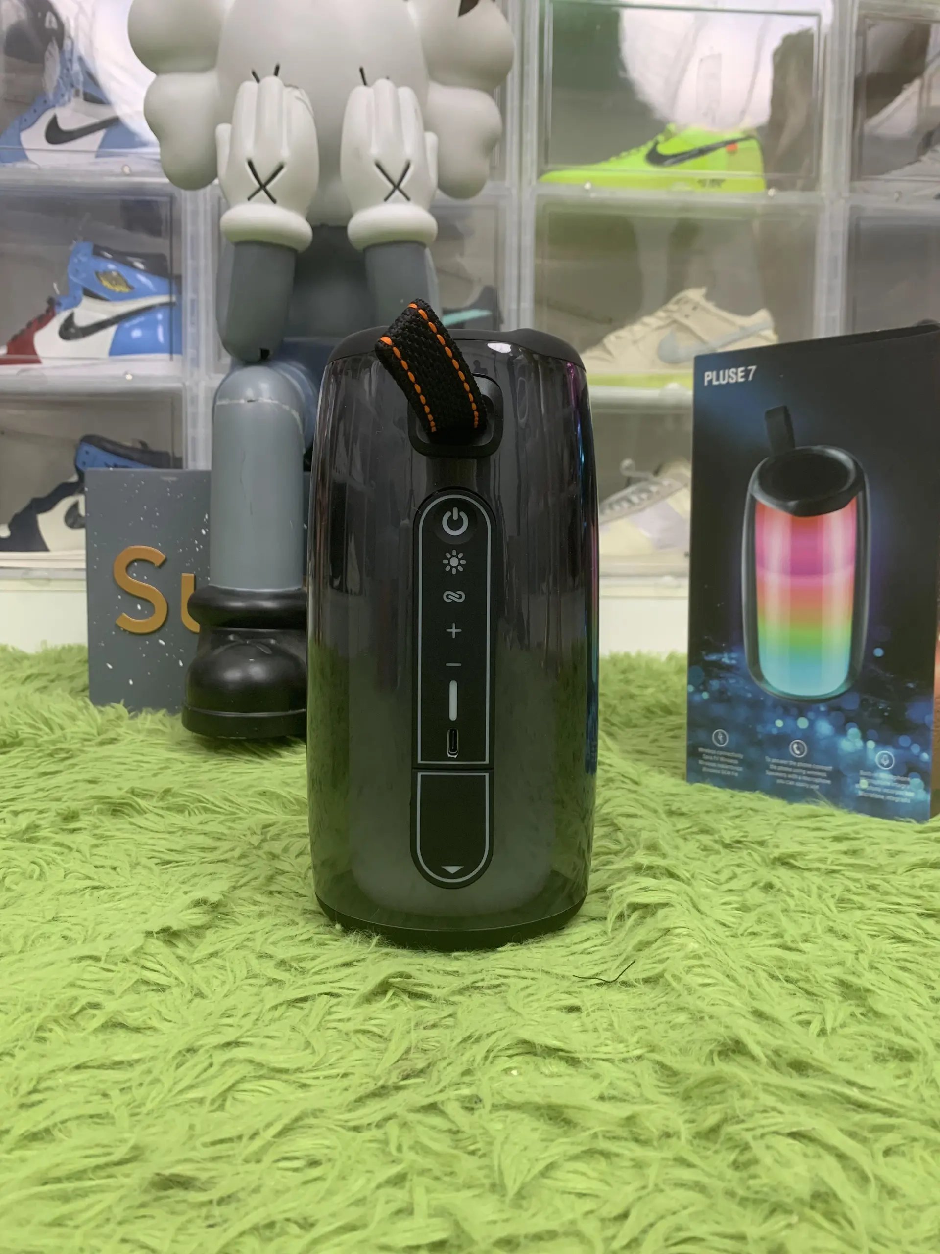 PLUSE 7 Black