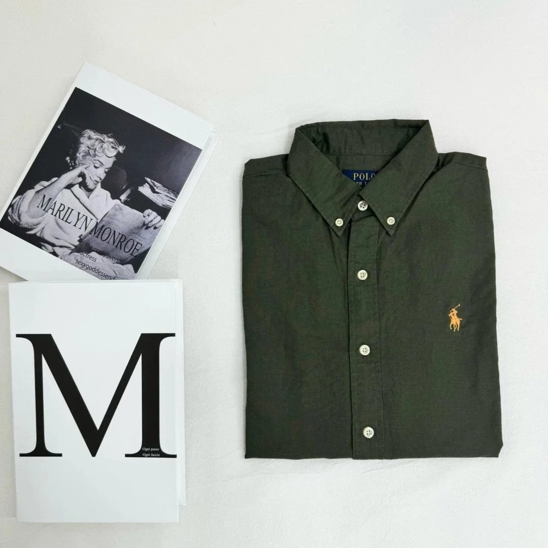 军绿色army green
