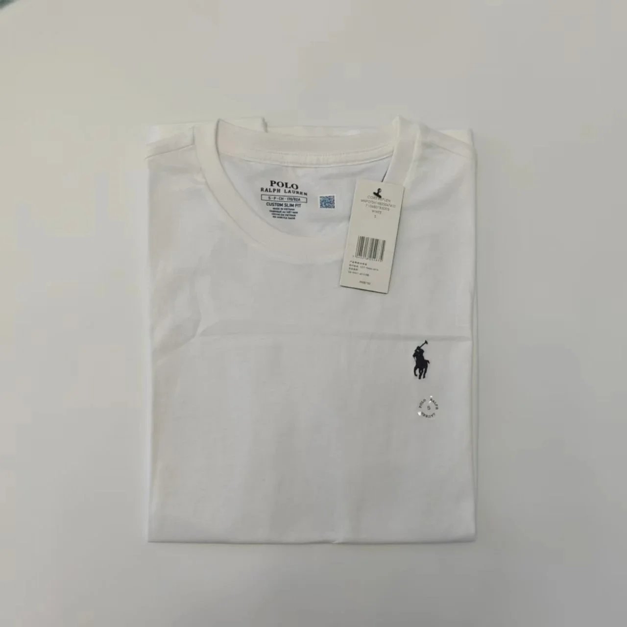 白色white
