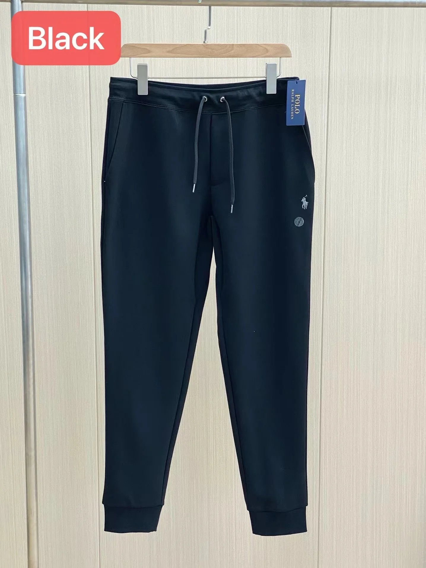 黑色black