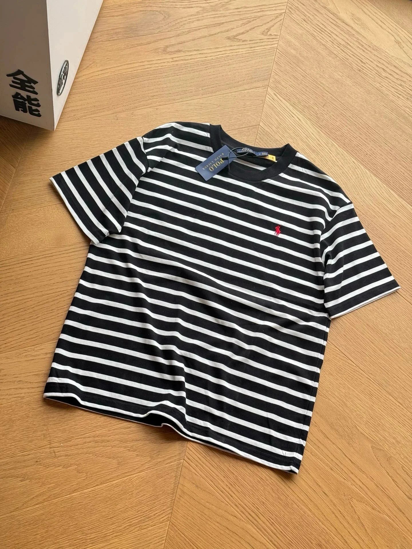 黑色black