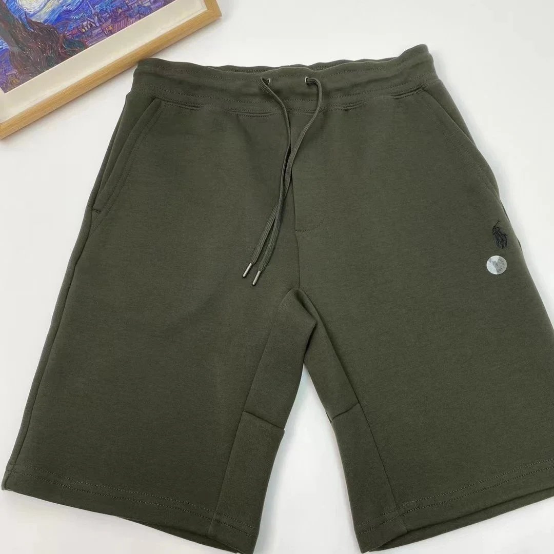 军绿色army green