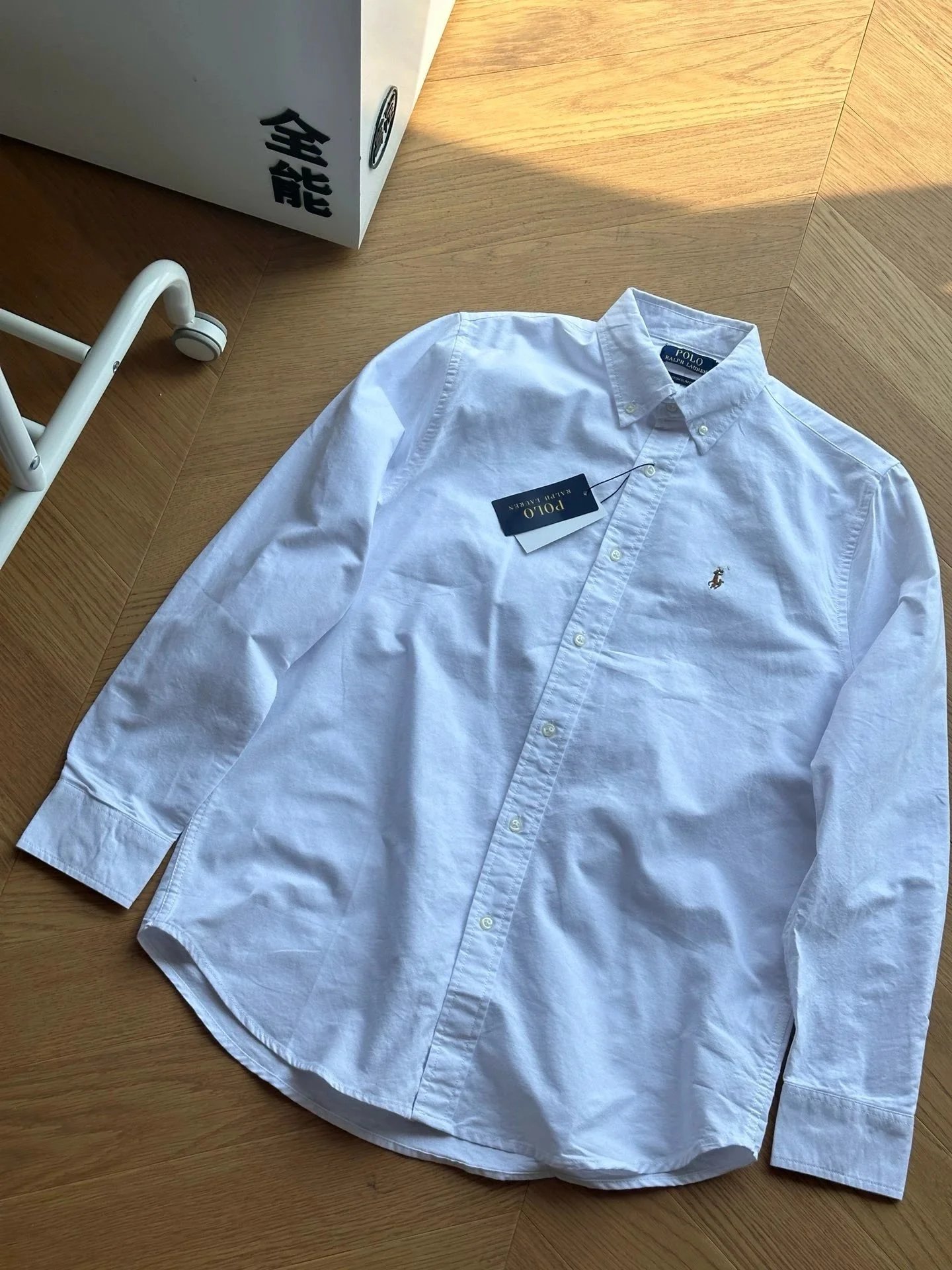 白色white