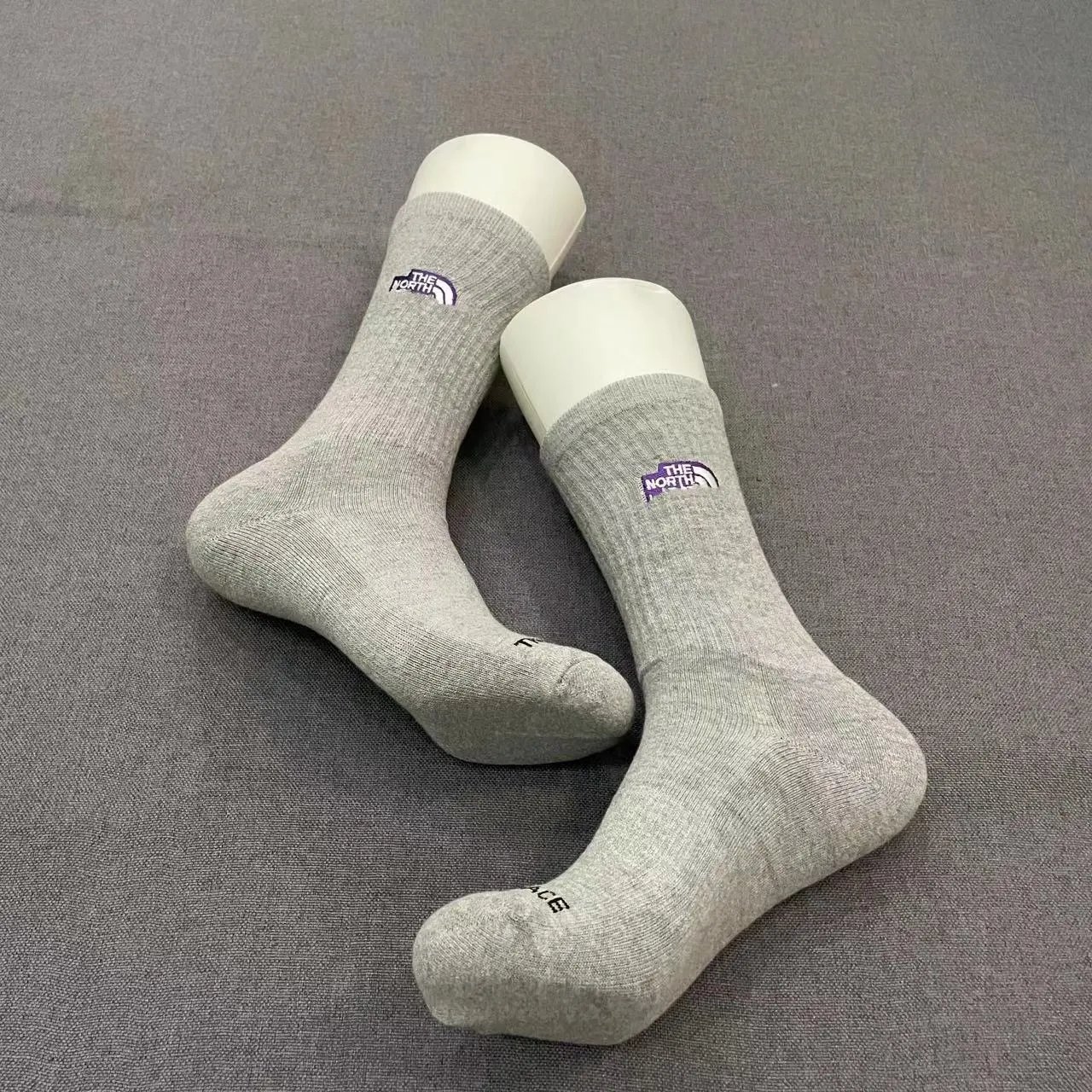 北脸  灰色紫标
