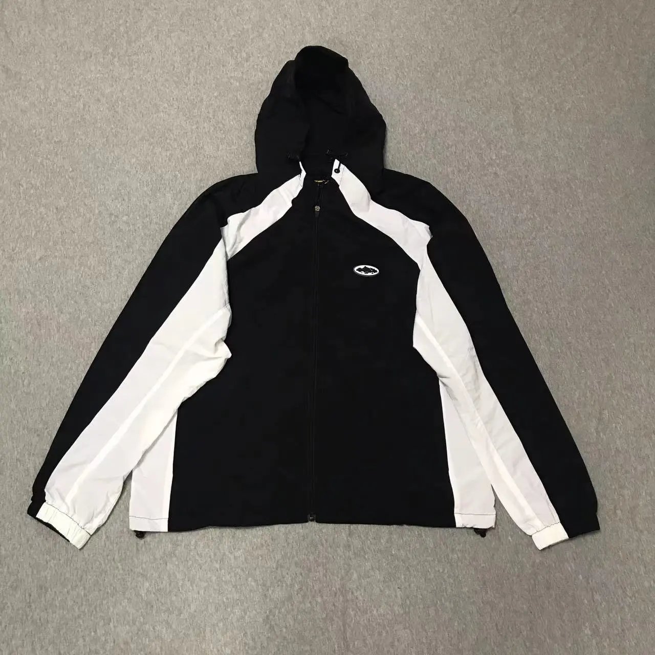 8881黑拼白