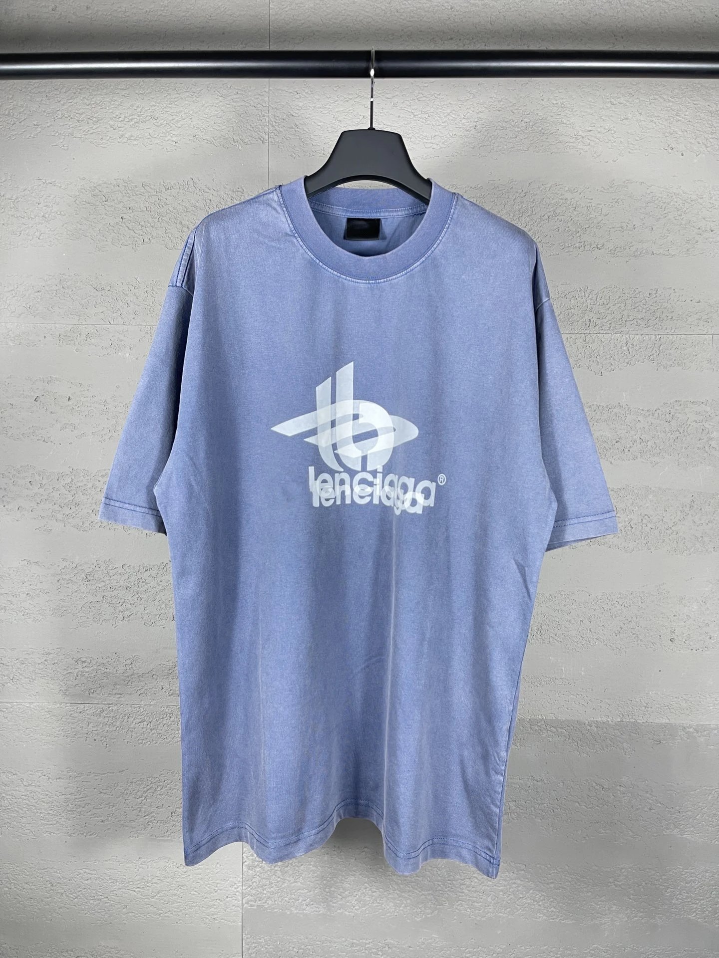 雾兰色
