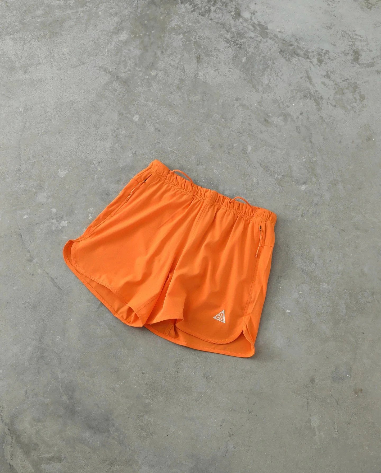 橘色 orange