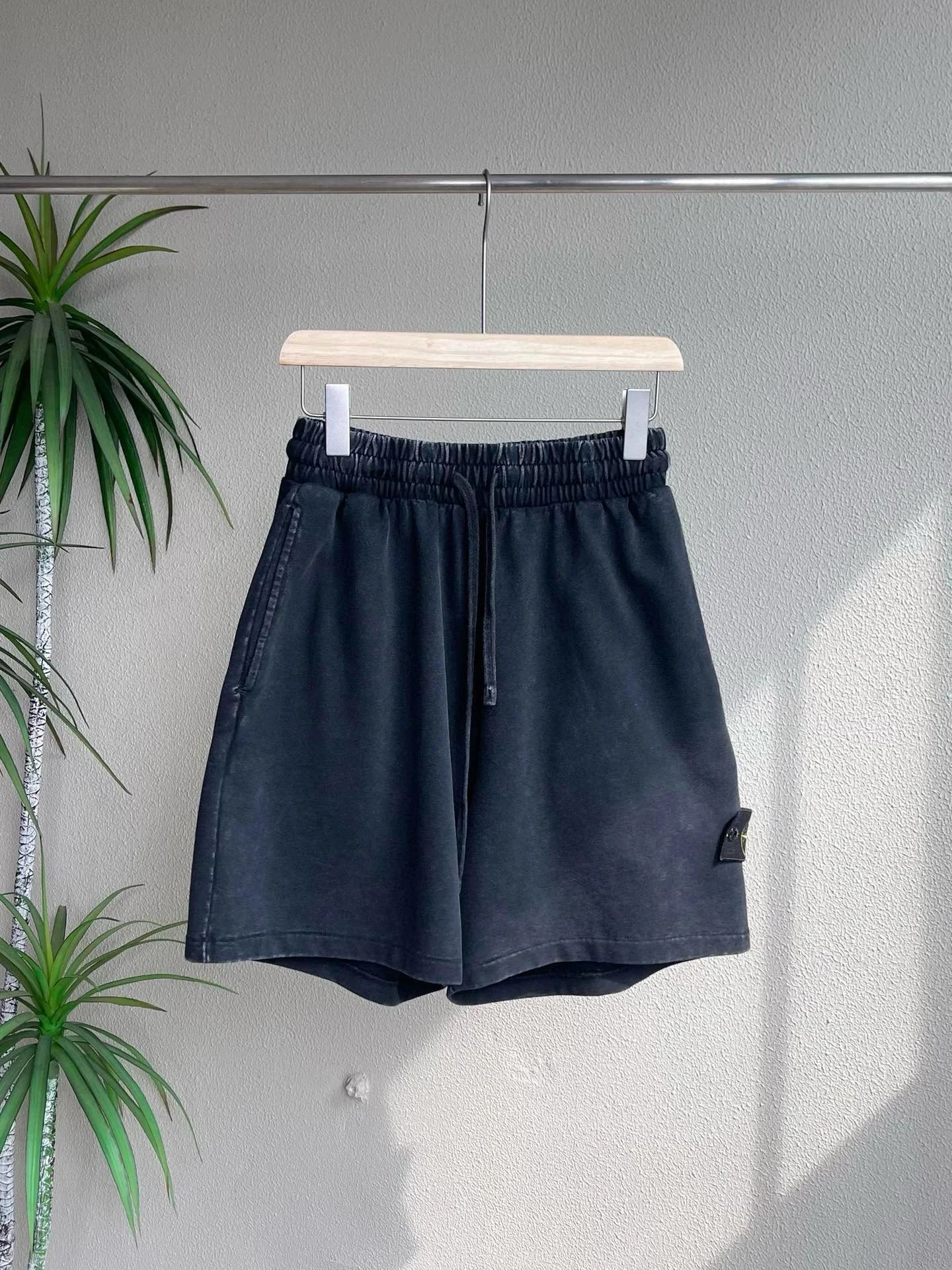 水洗黑Washed black