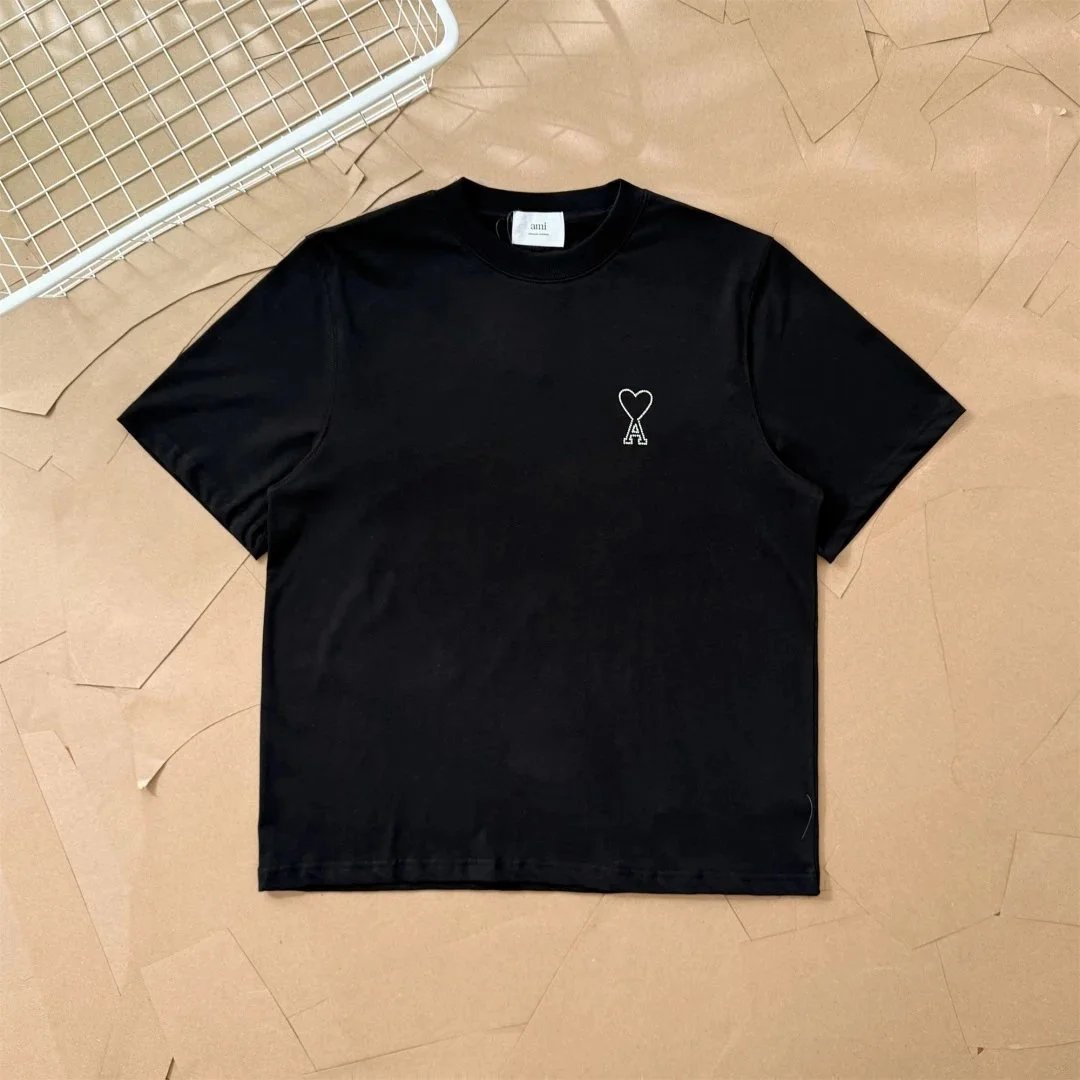 黑色 Black