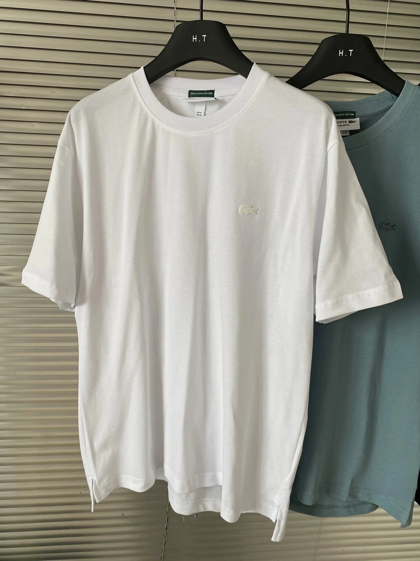 白色white