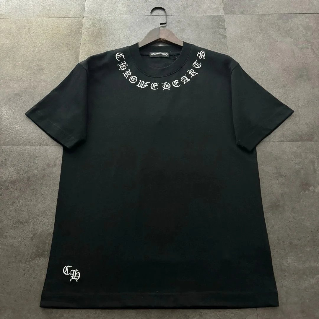 黑色 Black