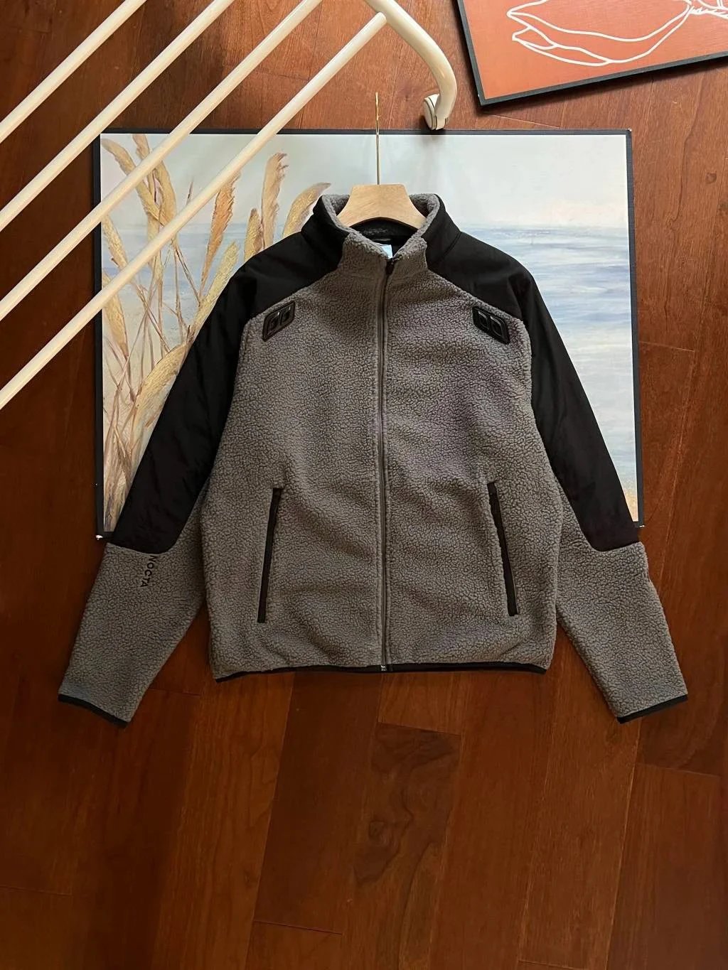 铁灰 steel gray