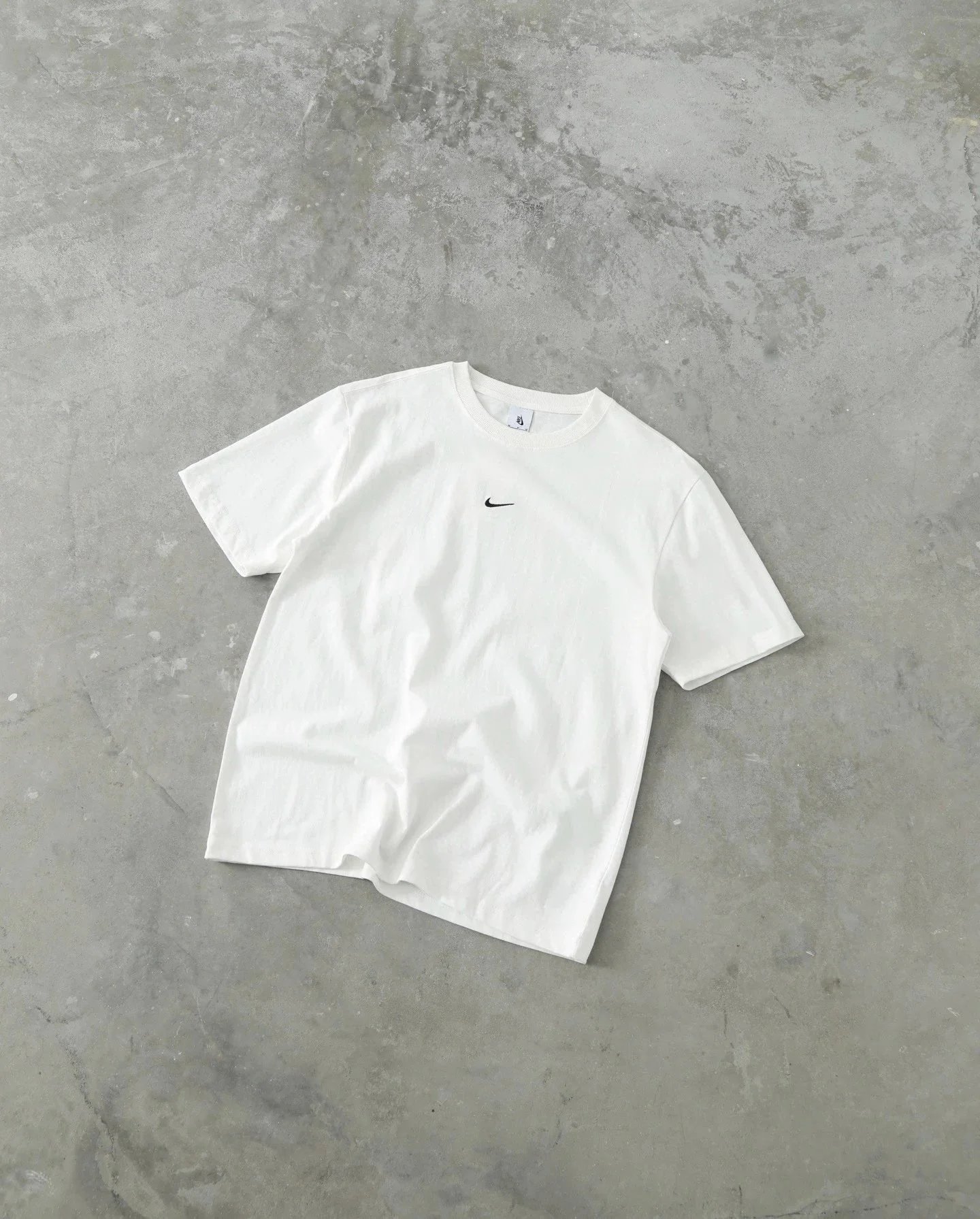白色white