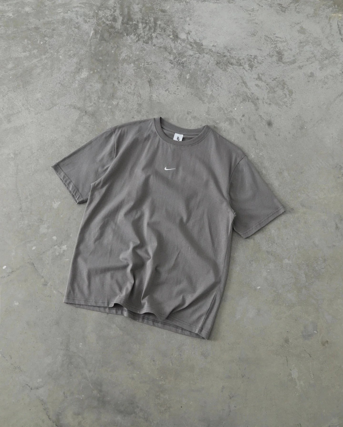 灰色grey