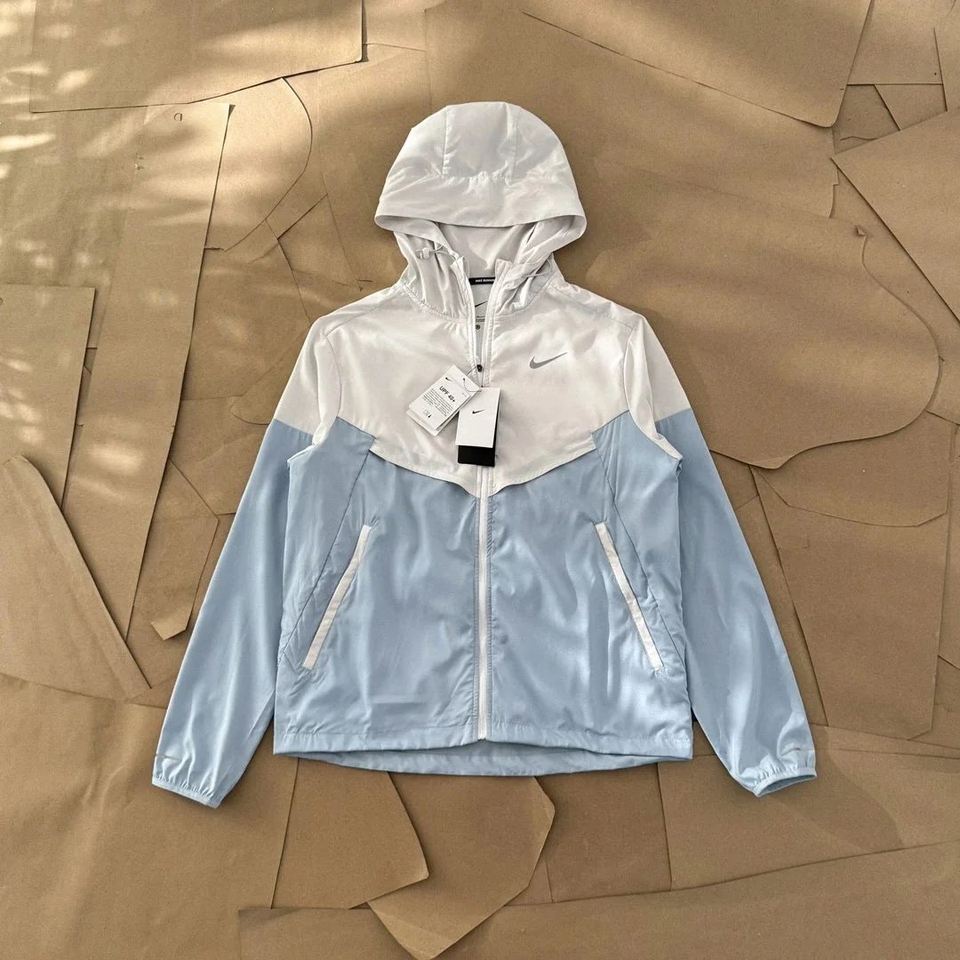 白蓝 white and blue