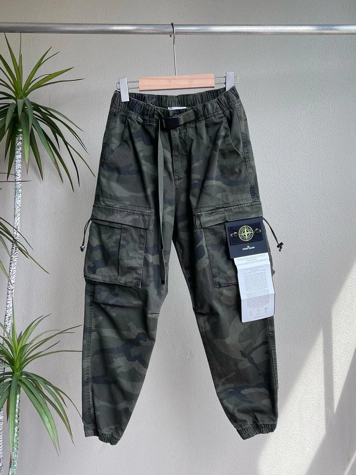 丛林绿 Jungle Green