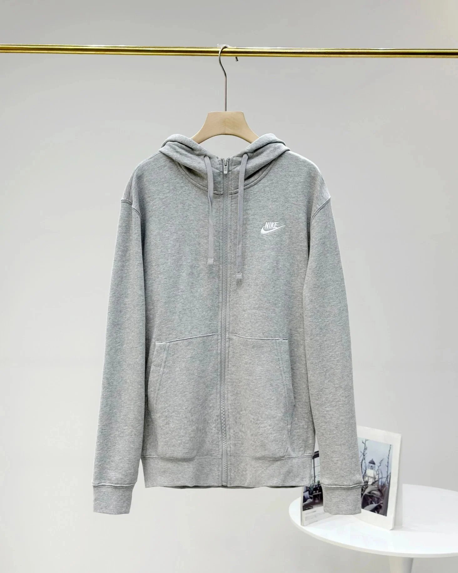灰色grey