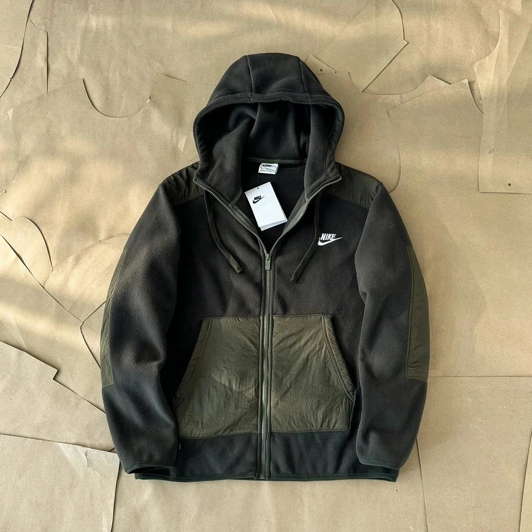 墨绿dark green
