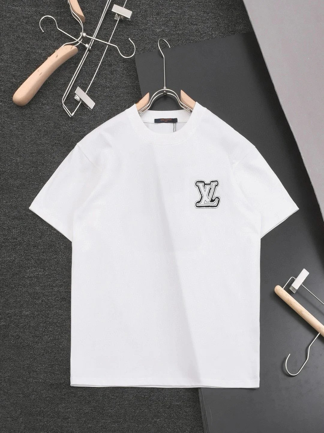 白色white