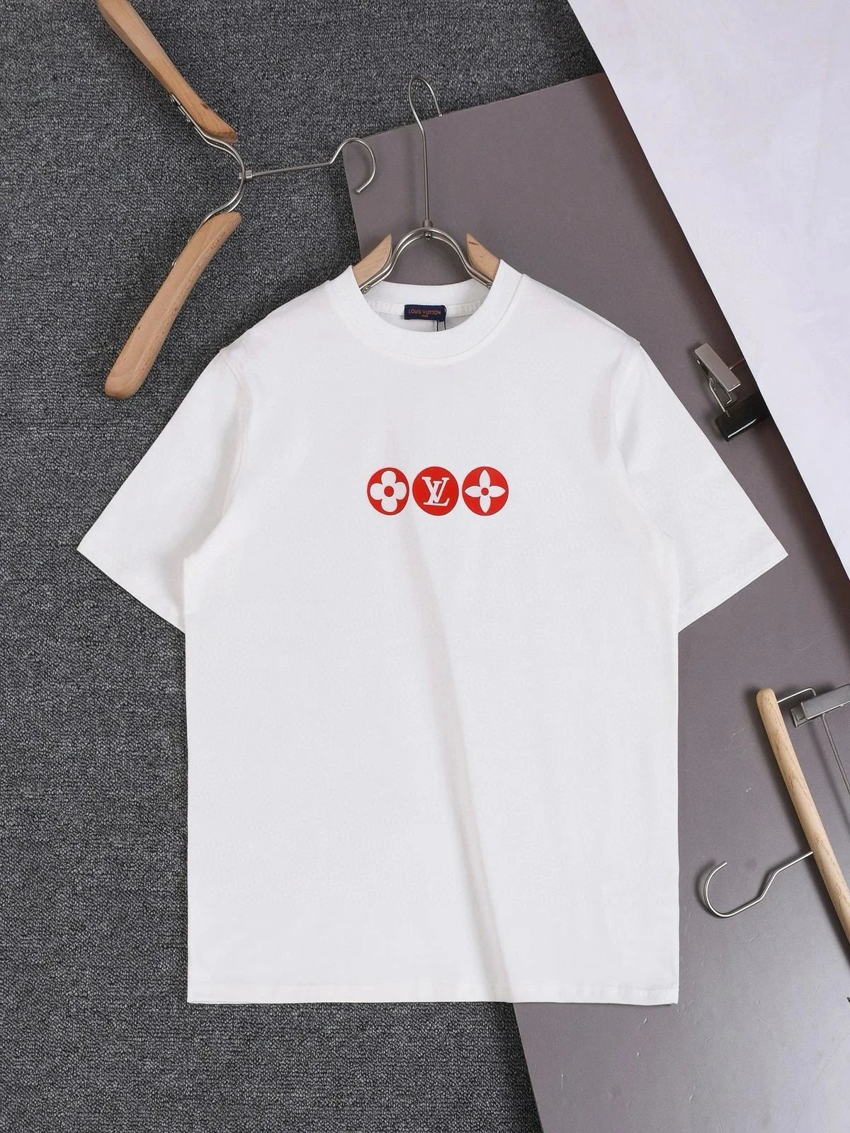 白色white