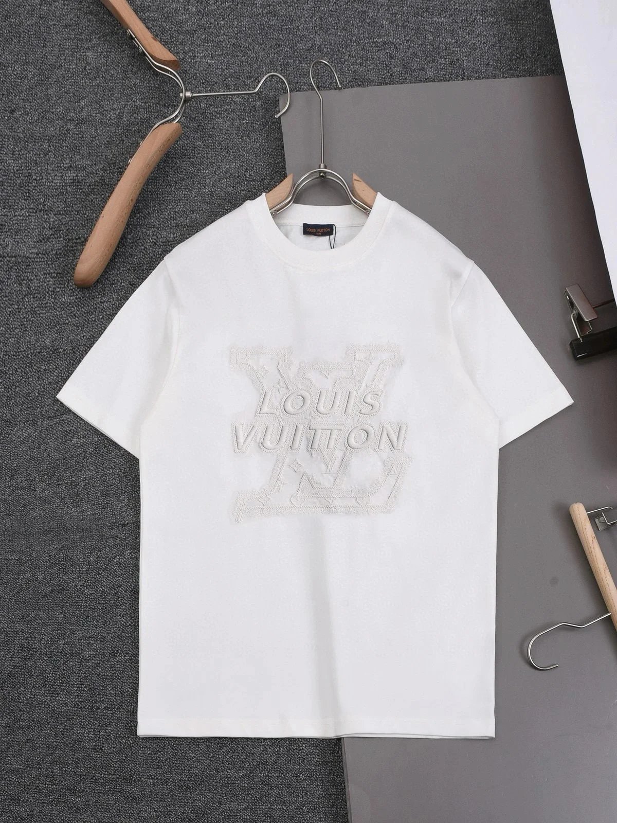白色white