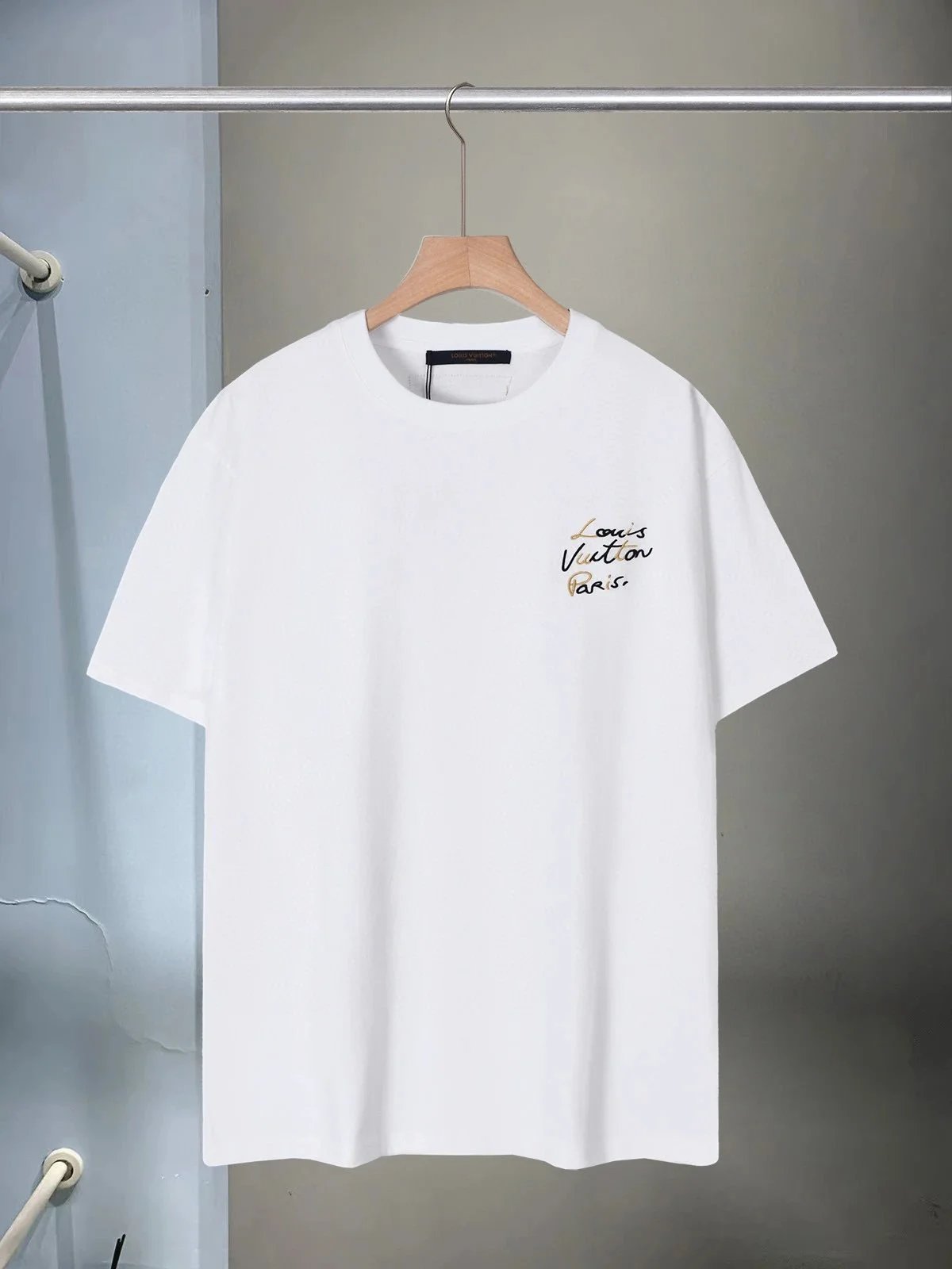 白色 White