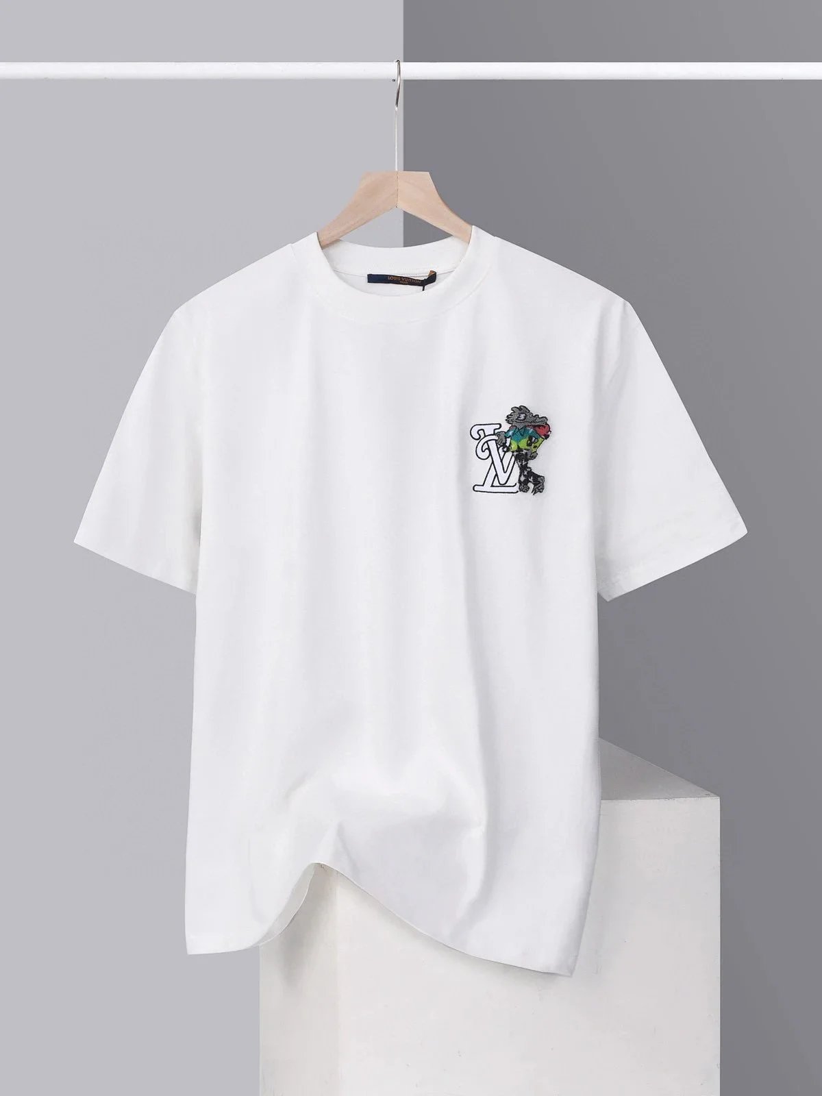白色white
